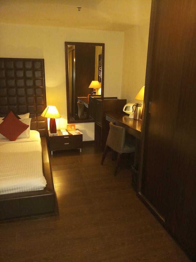 The Seventeen Degrees Hotel Dhanbād Dış mekan fotoğraf